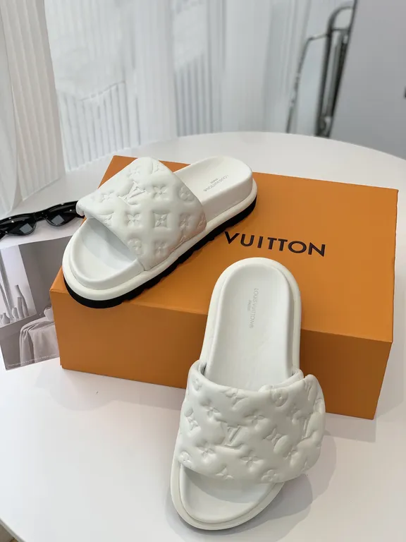 Louis Vuitton Shoe 